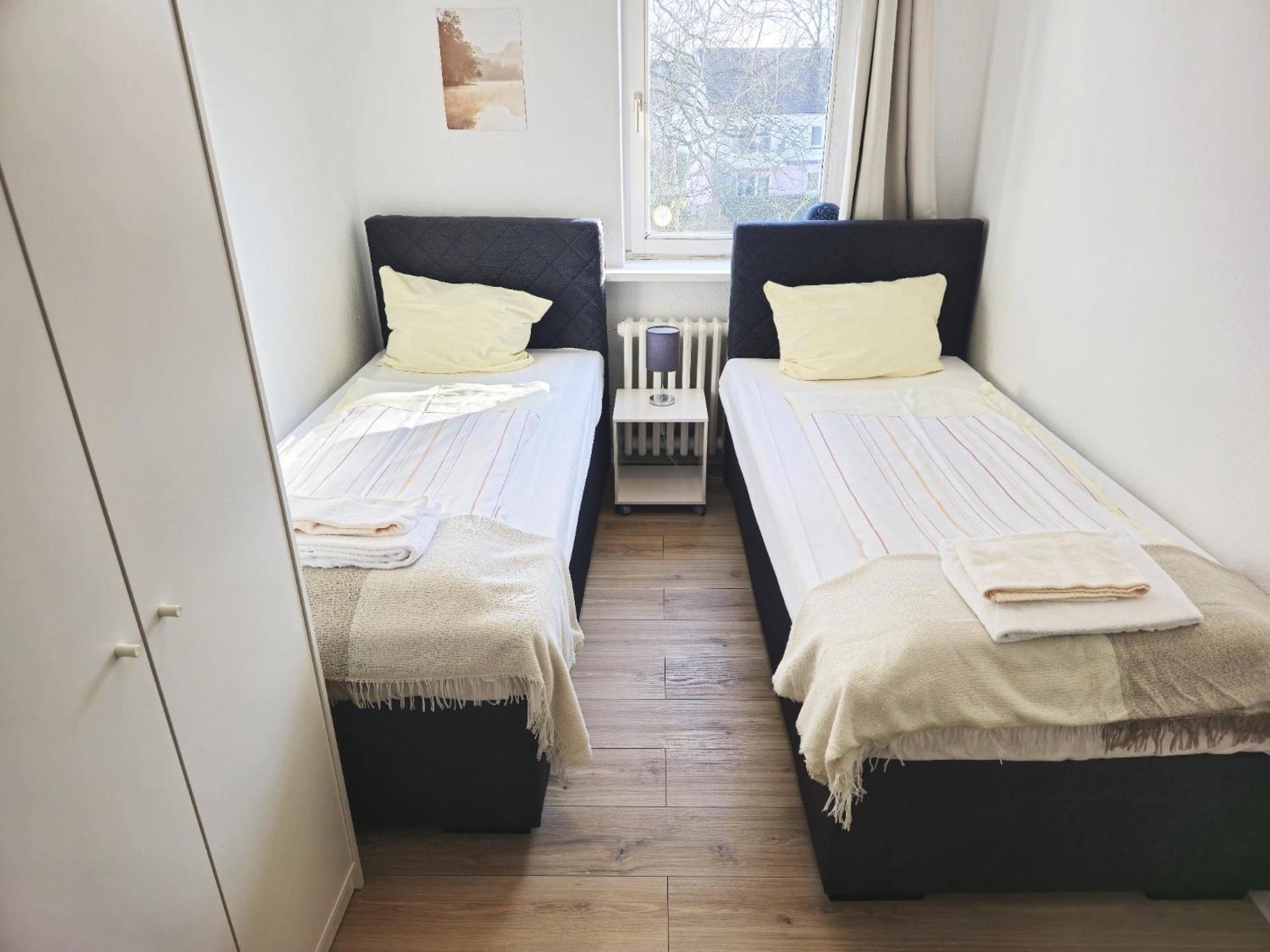 Zentrale 3-Zimmer Wohnung Mit Balkon - Perfekt Fuer Monteure Und Familien Neumünster Dış mekan fotoğraf